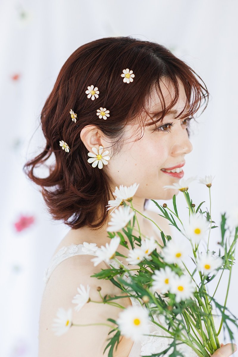 Margaret headpiece bridal accessories wedding - Hair Accessories - Acrylic White