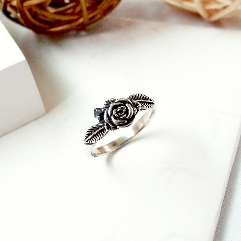 古典玫瑰純銀細圈戒指 925純銀飾 - 戒指 - 其他金屬 銀色