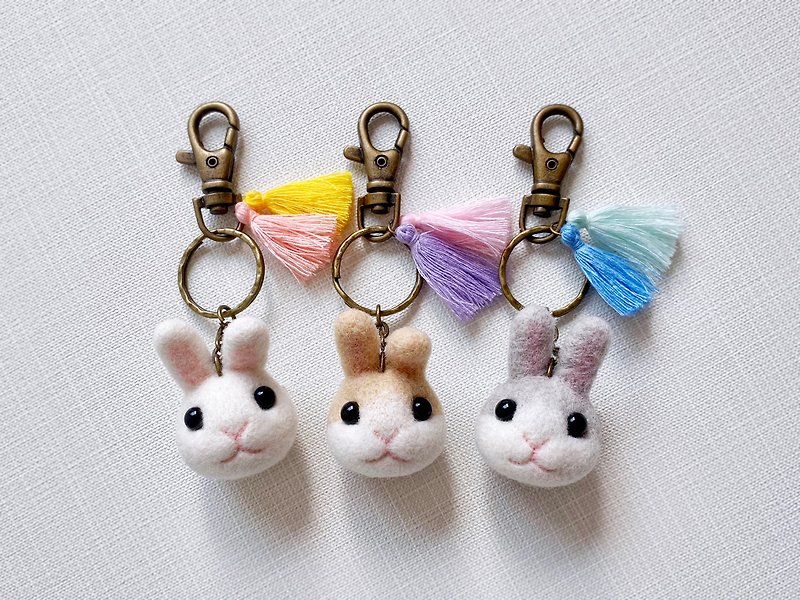 Wool felt bunny head charm - พวงกุญแจ - ขนแกะ หลากหลายสี