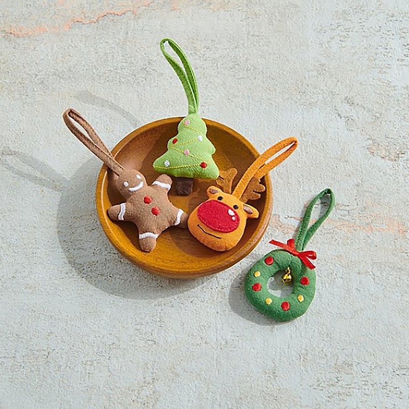 Christmas Gifts [Everything Good] Happy Christmas Series | Three-dimensional Embroidery Pendant (Exquisite Small Can) - พวงกุญแจ - ผ้าฝ้าย/ผ้าลินิน หลากหลายสี