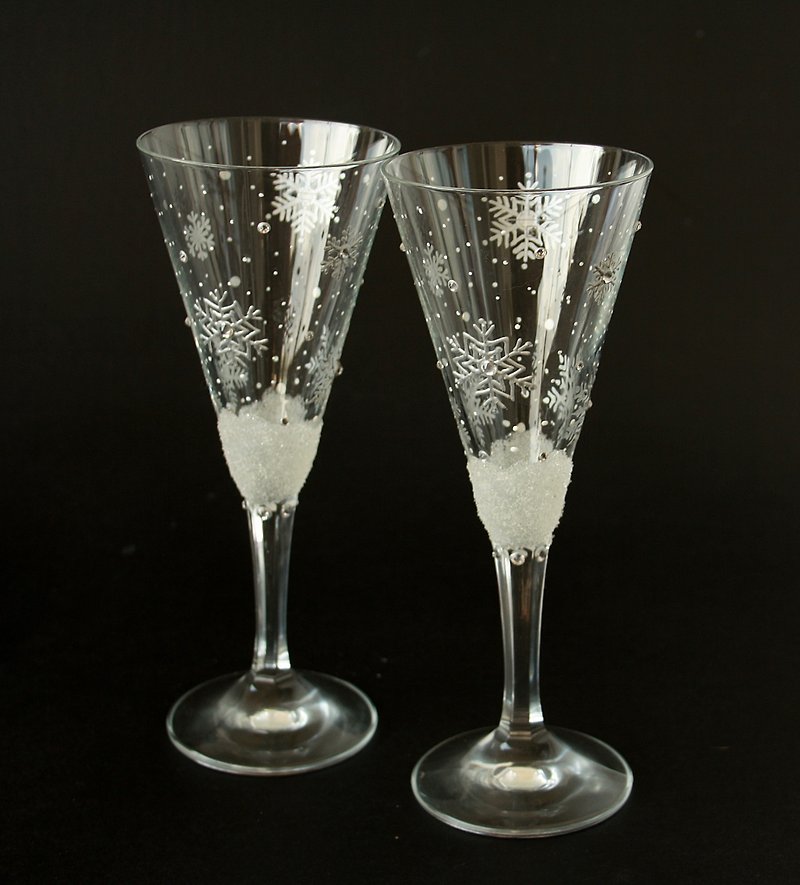 Snowflakes Glasses Champagne Wedding Set , hand-painted set of 2 - Bar Glasses & Drinkware - Glass Silver