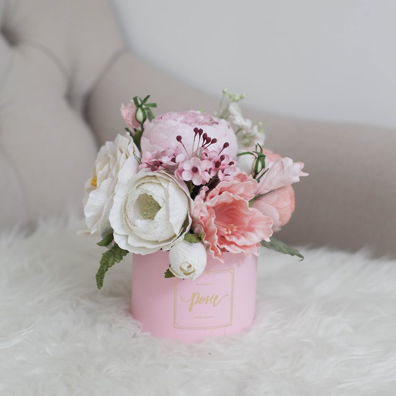 DARLING Aromatic Large Gift Box Handmade Paper Flowers - 香氛/精油/擴香 - 紙 粉紅色