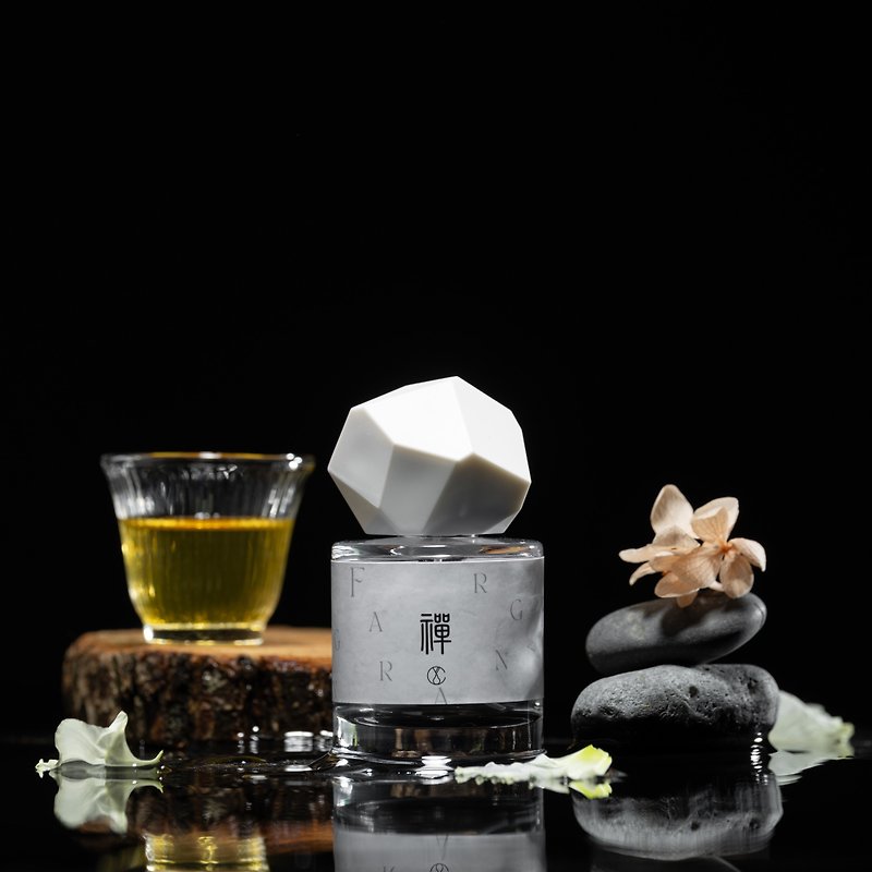 Zen-Green Tea Fragrance Spray - Fragrances - Plants & Flowers Black