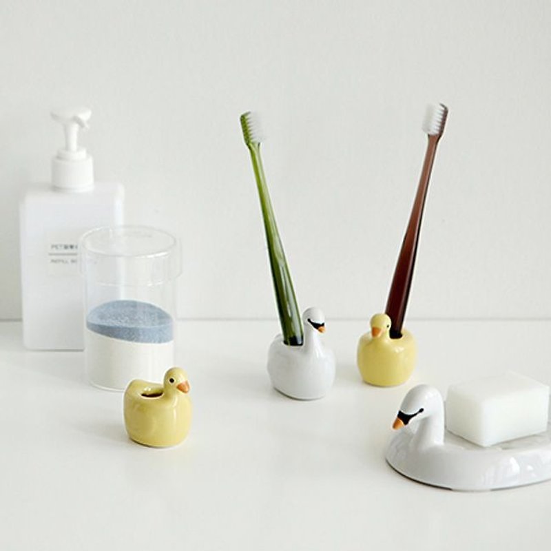 Dailylike modeling ceramic toothbrush holder-01 yellow duckling, E2D49023 - เซรามิก - เครื่องลายคราม สีเหลือง