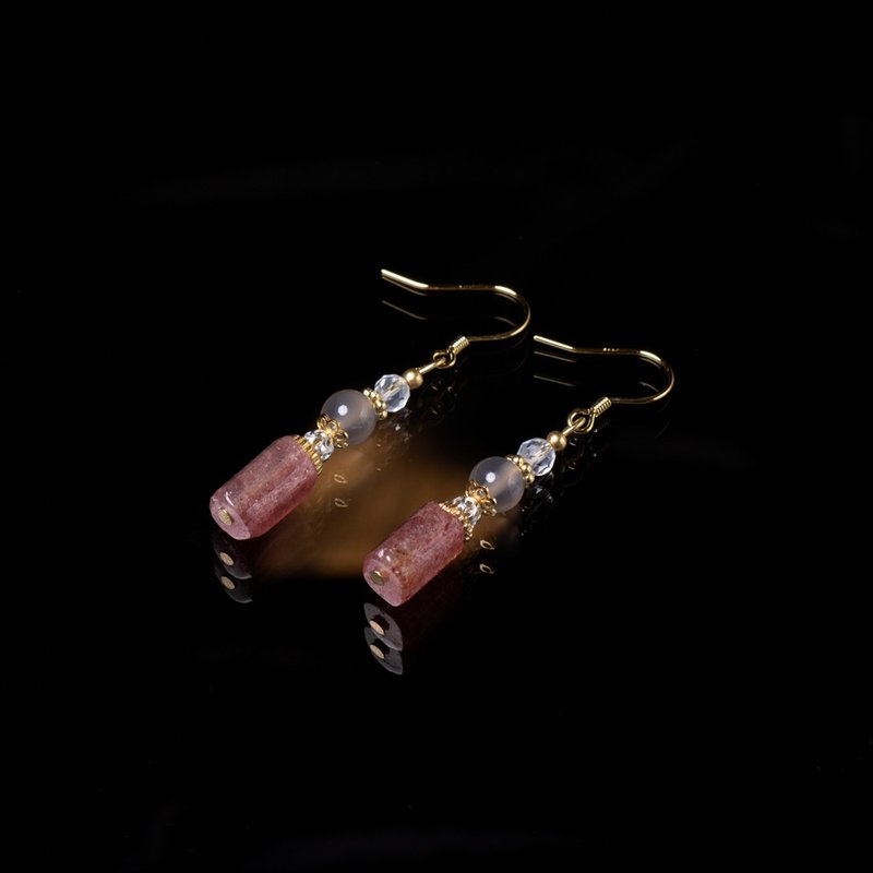 Transparent girl l strawberry crystal gray chalcedony ear hook earrings E0019 - ต่างหู - เครื่องเพชรพลอย 