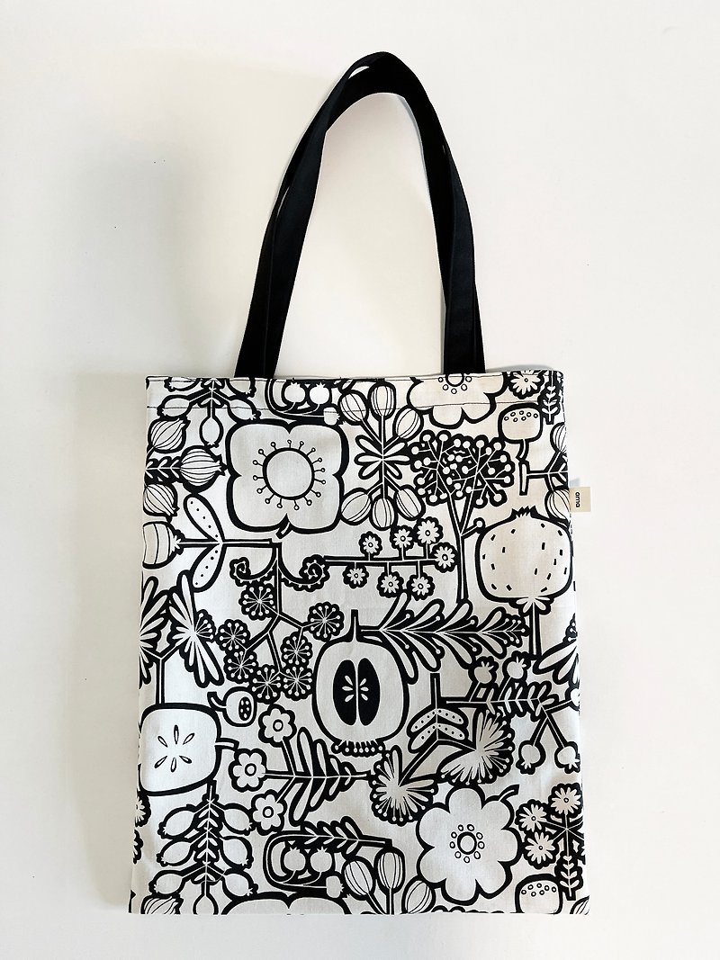 Hand made design pattern special tote bag handbag - กระเป๋าถือ - ผ้าฝ้าย/ผ้าลินิน สีดำ