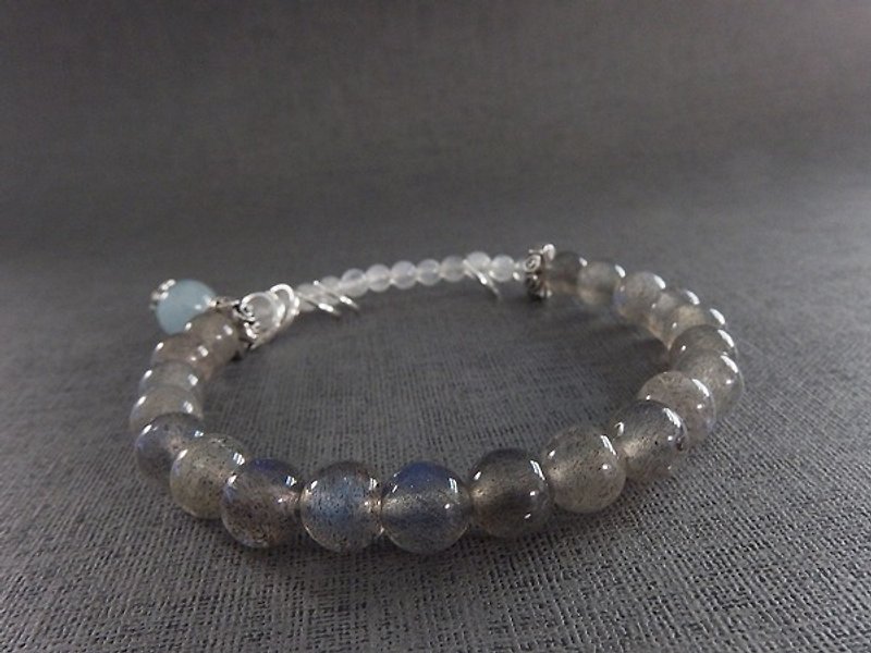 Lala ring - Labradorite + Blue Moonstone + aquamarine sterling silver bracelet Hong Kong original design - สร้อยข้อมือ - เครื่องเพชรพลอย สีเทา