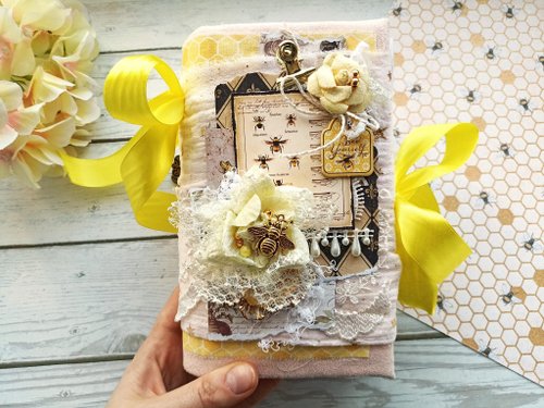 junkjournals Honeybee junk journal handmade Queen bee dairy Botanical notebook premade
