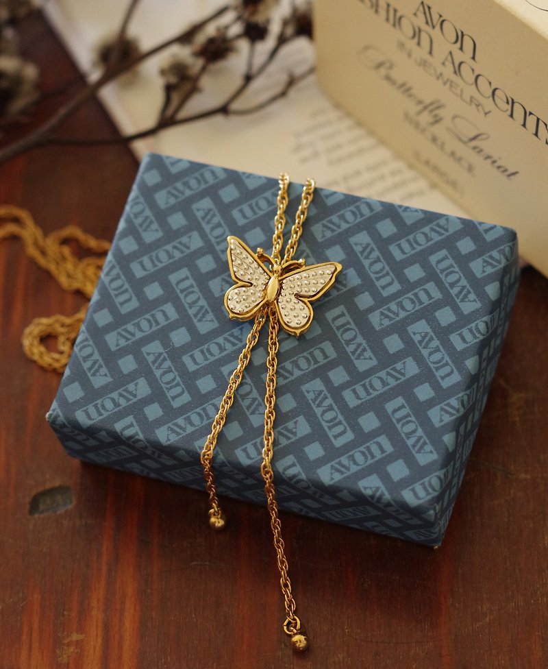 Antique 1979 Avon gold and silver tassel butterfly necklace with original box N323 - สร้อยคอ - โลหะ สีทอง