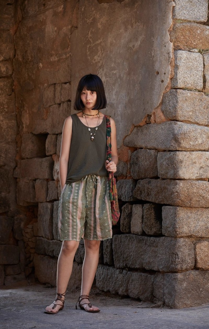 復古文青 植物染提花短褲 - 女短褲/五分褲 - 其他材質 多色