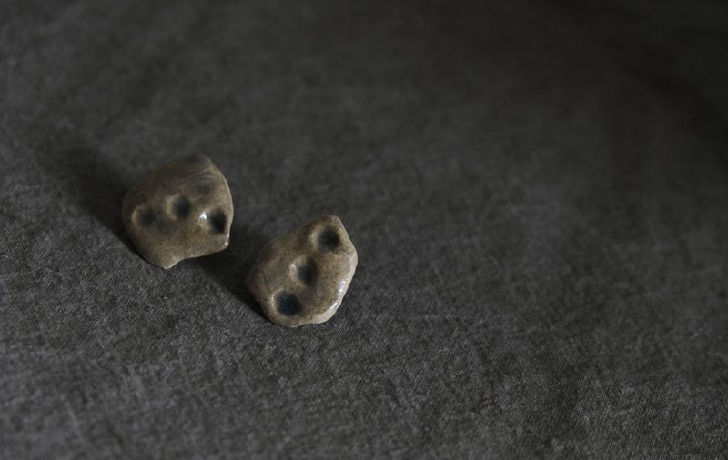 little dots-ying work shop - Earrings & Clip-ons - Pottery 