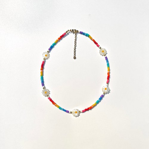 daintyme Necklace Somewhere Over the Rainbow • Rainbow Beaded Jewelry Daisy Necklace