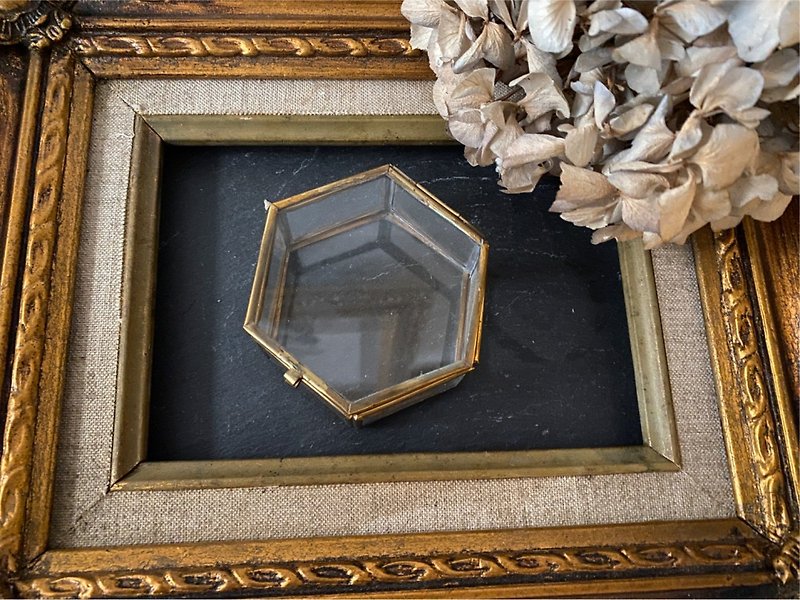 【售完】手工黃銅六角玻璃盒 L - 擺飾/家飾品 - 其他金屬 金色