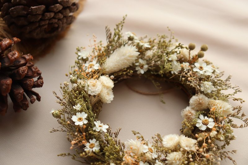 | Limited Edition | - French White Plum - Dried Flower Mini Wreath Home Decor Customizable Home Decor - Dried Flowers & Bouquets - Plants & Flowers White