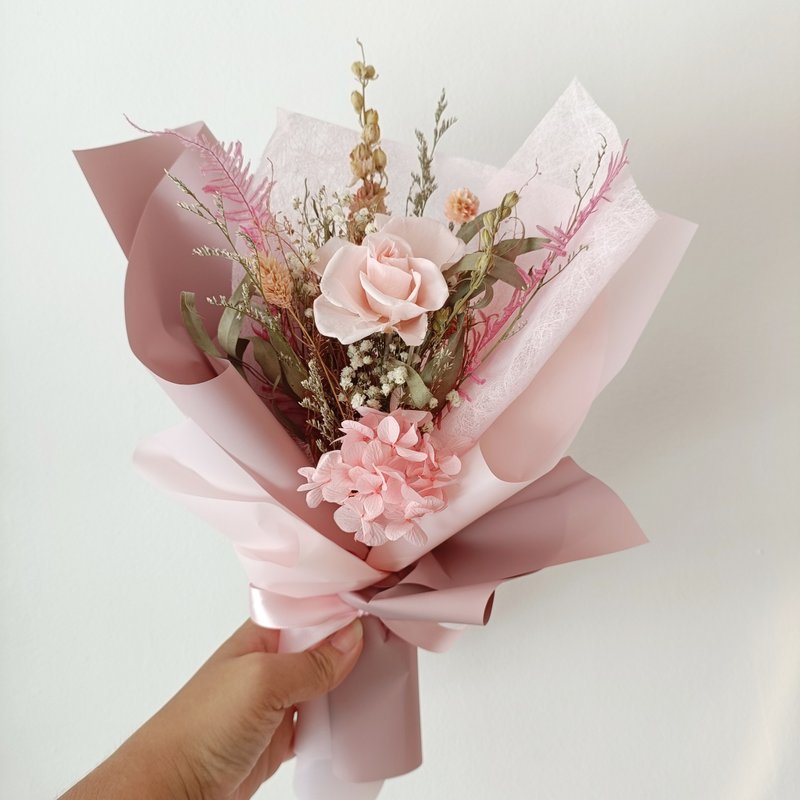 邱比特玫瑰永生乾燥花束 結婚求婚告白捧花生日母親節企業禮物 - 乾燥花/永生花 - 植物．花 多色