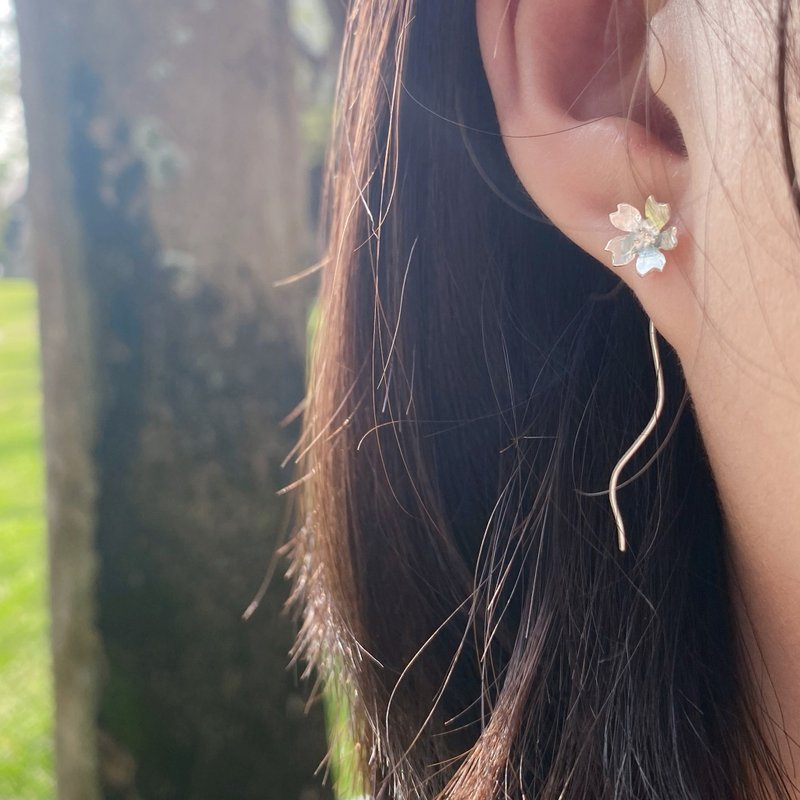 Cherry Blossom - Sterling Silver Earrings Earrings Curved Shape Long Ear Hook Handmade - ต่างหู - เงินแท้ สีเงิน