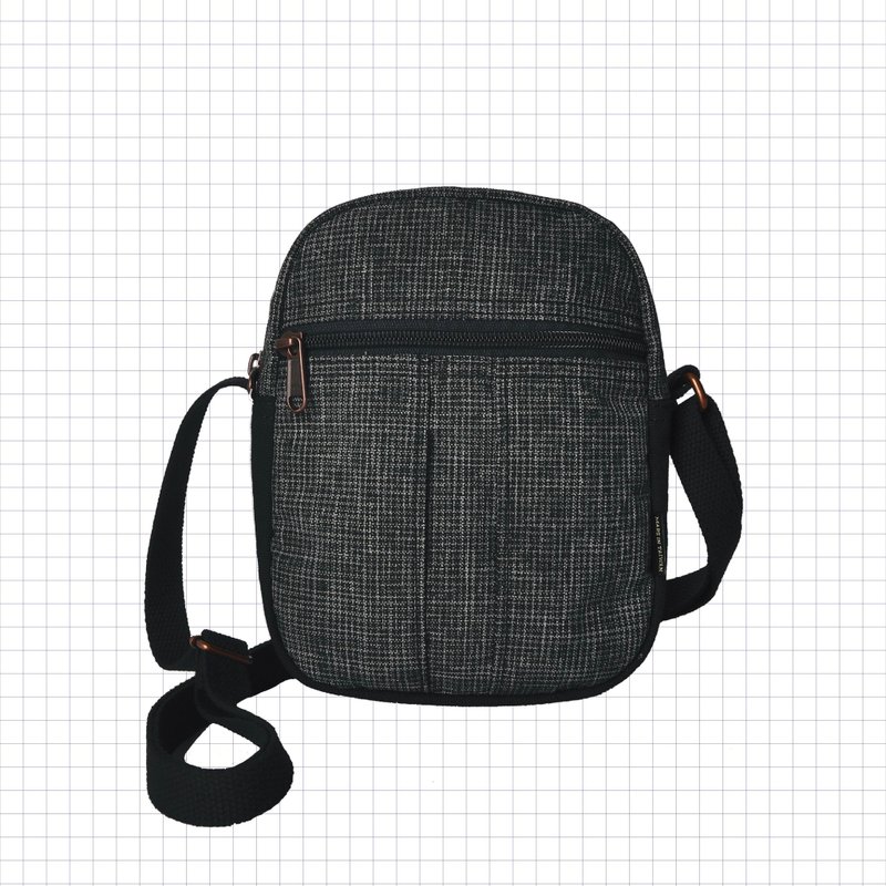 UC 斜背隨身小包 UC1162-BK【 台灣原創品包包品牌】 - 側背包/斜背包 - 棉．麻 黑色