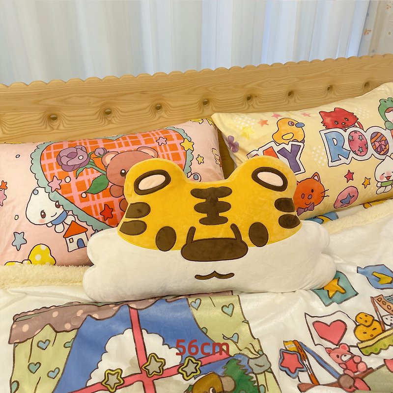 Cute tiger head pillow new year gift