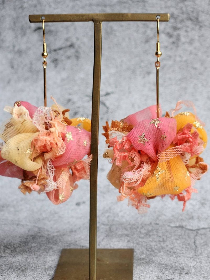 long hanging gauze ear ring cotton candy - ต่างหู - ไฟเบอร์อื่นๆ สีส้ม