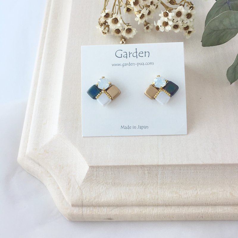 tile earrings matte blue gold - ต่างหู - แก้ว สีทอง