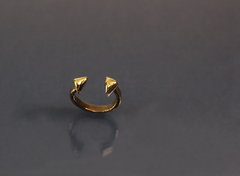 Geometry Series - Triangular Faceted Bronze Ring - แหวนทั่วไป - ทองแดงทองเหลือง สีนำ้ตาล