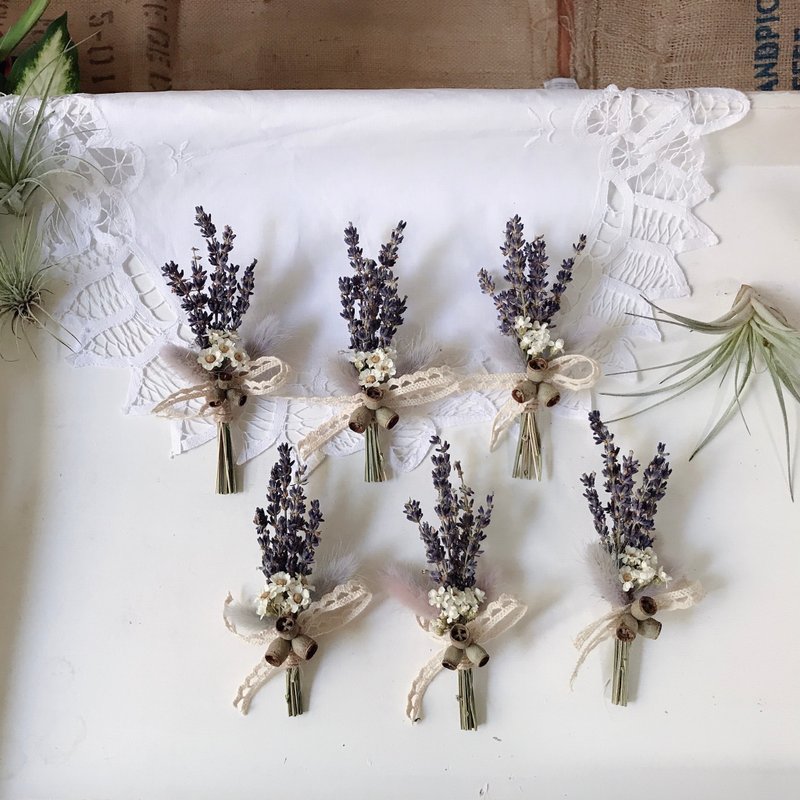 Old French Provence lavender boutonniere. Groom groomsman brooch wedding brooch - ช่อดอกไม้แห้ง - พืช/ดอกไม้ สีม่วง