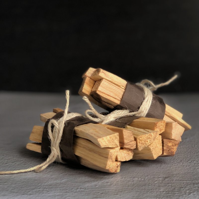 [Crystal Purification] Peruvian sacred wood Palo Santo//30g/50g//Purify crystals and space - น้ำหอม - ไม้ 