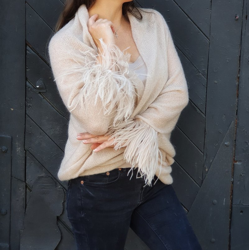 Cocoon mohair cardigan with feathers. Wedding light cardigan - 背心/無袖上衣 - 木頭 透明