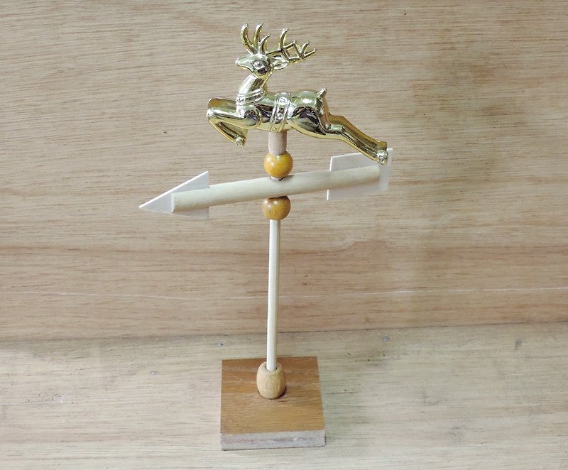 Natural log wind vane [two styles] - Items for Display - Wood 