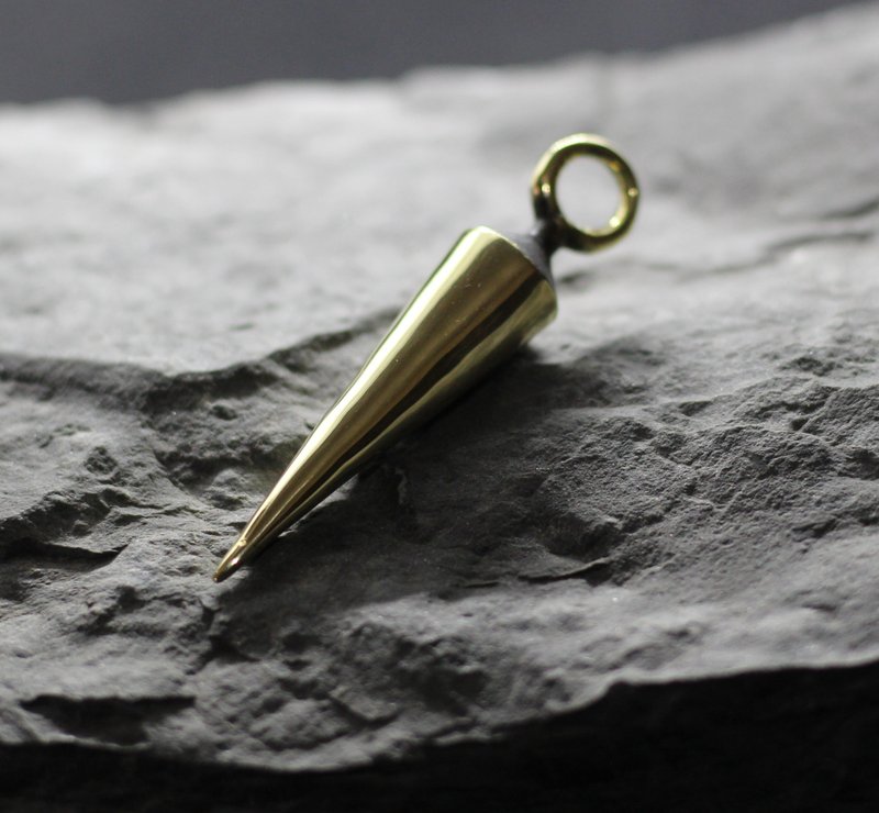 Industrial age tooth of brass monster.Claw of mechanic beast.Minimalism art - 項鍊 - 純銀 