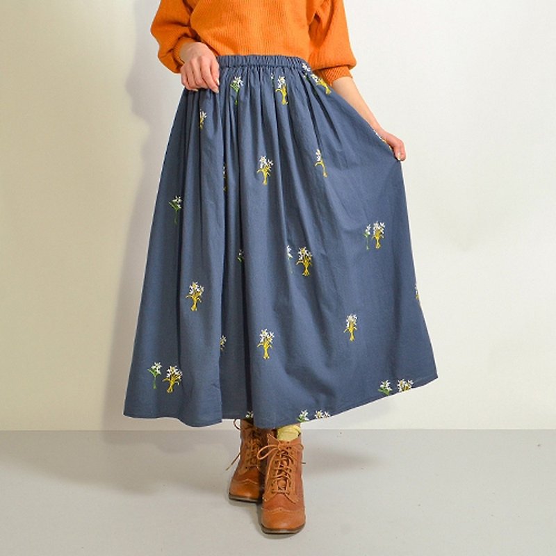 フラワー刺繍ロングスカート - 裙子/長裙 - 棉．麻 藍色