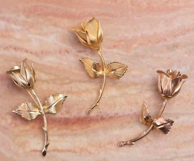 Giovanni gold online rose brooch