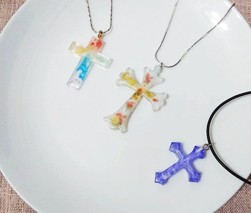 Customized cross necklace - Necklaces - Resin 