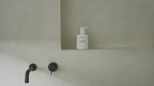 HOWHITE好白方式 HOWHITE好白方式 洗手沐浴香氛皂液 香水木質調有機天然保濕簡約