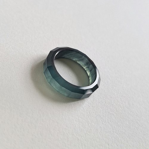 翡翠百貨 jade store 16.6mm | 天然危地馬拉冰種烏雞翡翠多切面戒指玉戒圈 | 女戒男戒