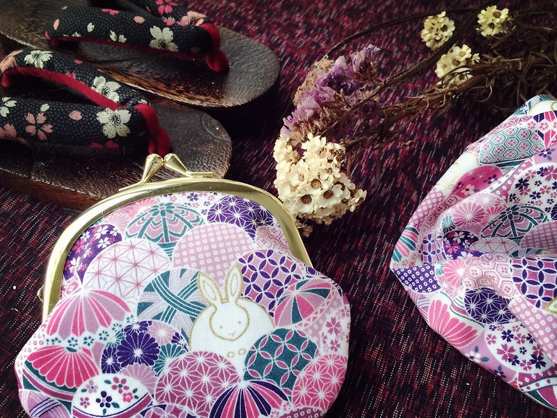 Card storage / coin purse / mouth gold bag / rabbit / Kaga hand blanket Tutu mouth gold bag - Wallets - Cotton & Hemp Purple
