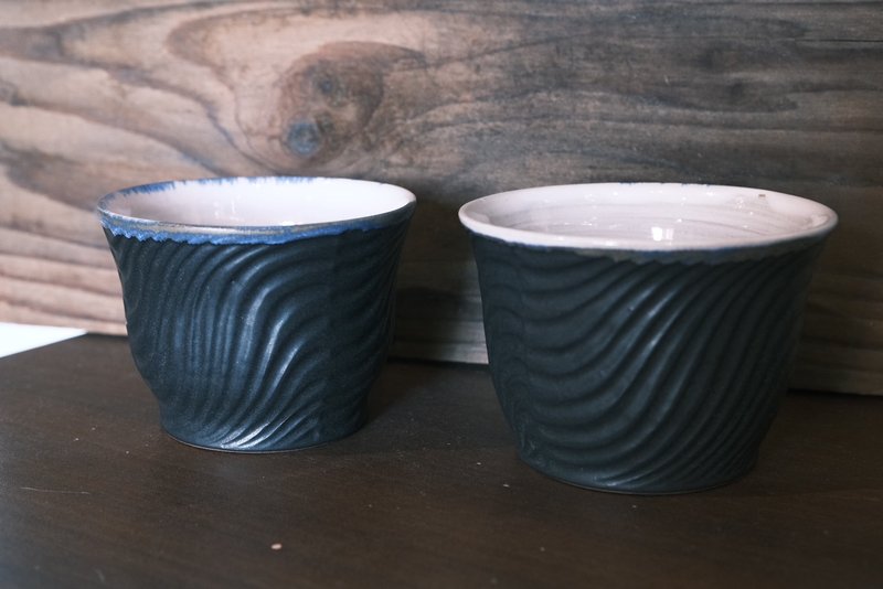 【Sifangtian】Patterned Engraved Bowls - Daily food pottery pottery bowls wine glasses and food utensils - Bowls - Pottery Black