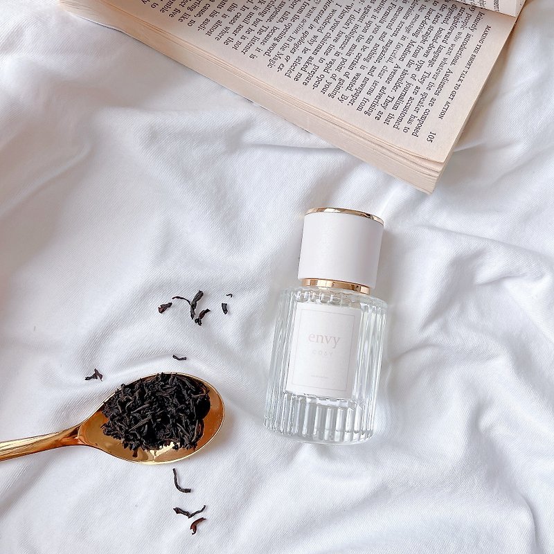 | Cleanliness | COSY Bluebell Cedar White Tea Perfume - Perfumes & Balms - Other Materials 