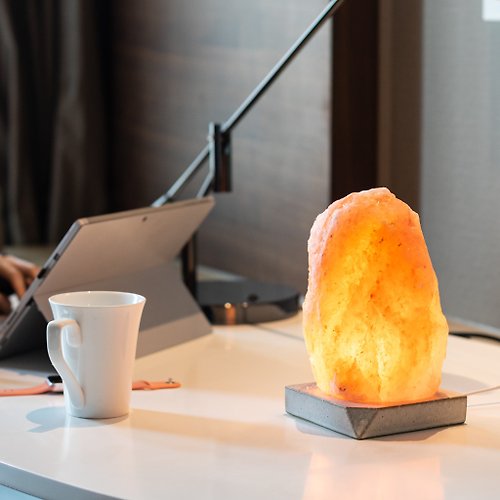 ONELIVINGS 生活逸念 ONELIVINGS日式職人陶瓷鹽燈 – WONDER (2-3公斤)
