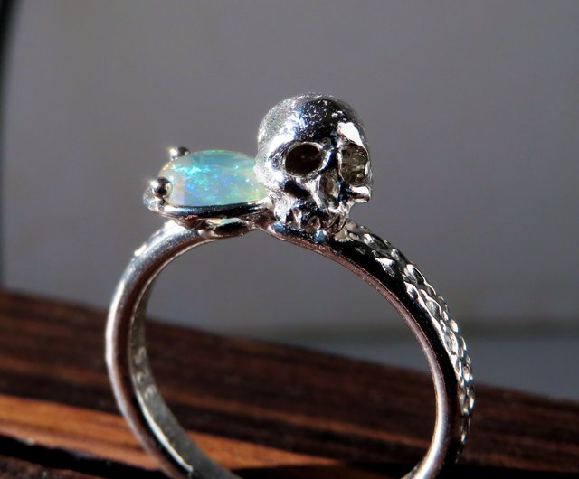 オパール & スカルリング / Opal & Skull Ring - ショップ NATSU WORKS