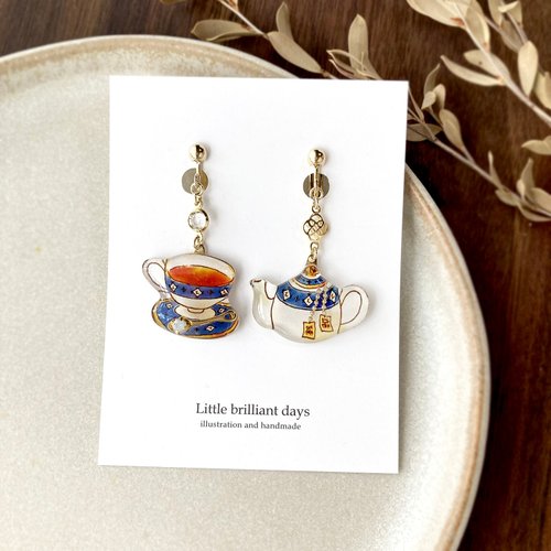 BreakfastTea earring 紅茶ティーポットとカップのイヤリング・ピアス