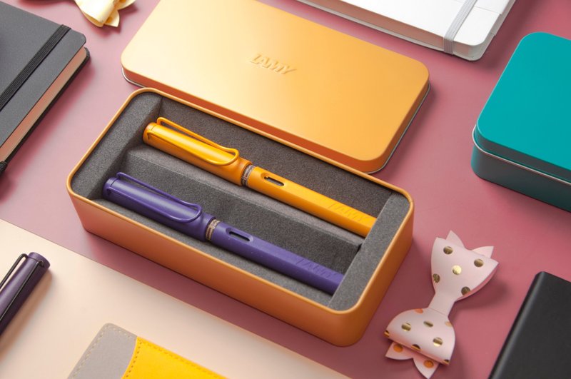 LAMY 皮套二入鋼筆鐵盒 / SAFARI 狩獵者系列 - 多彩選　限量 - 鋼筆 - 塑膠 多色