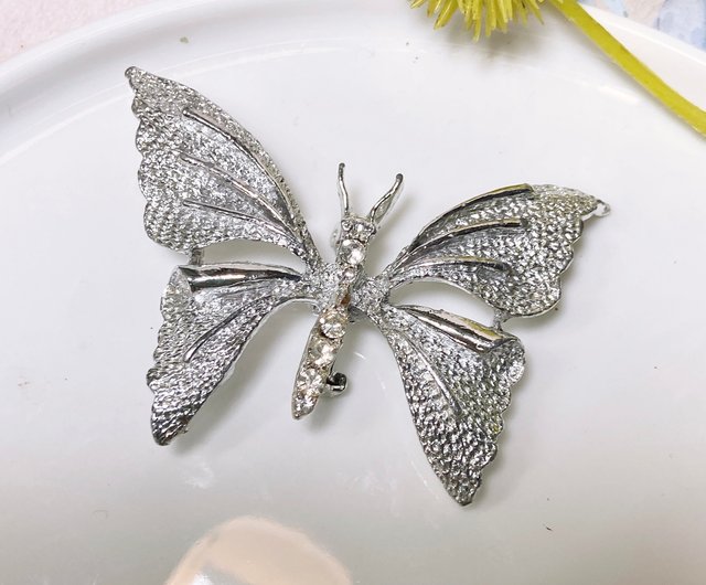 Sarah coventry butterfly on sale brooch