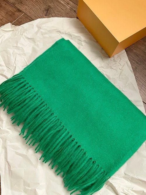 MétaFormose 羊毛流蘇圍巾-BV綠 現貨供應