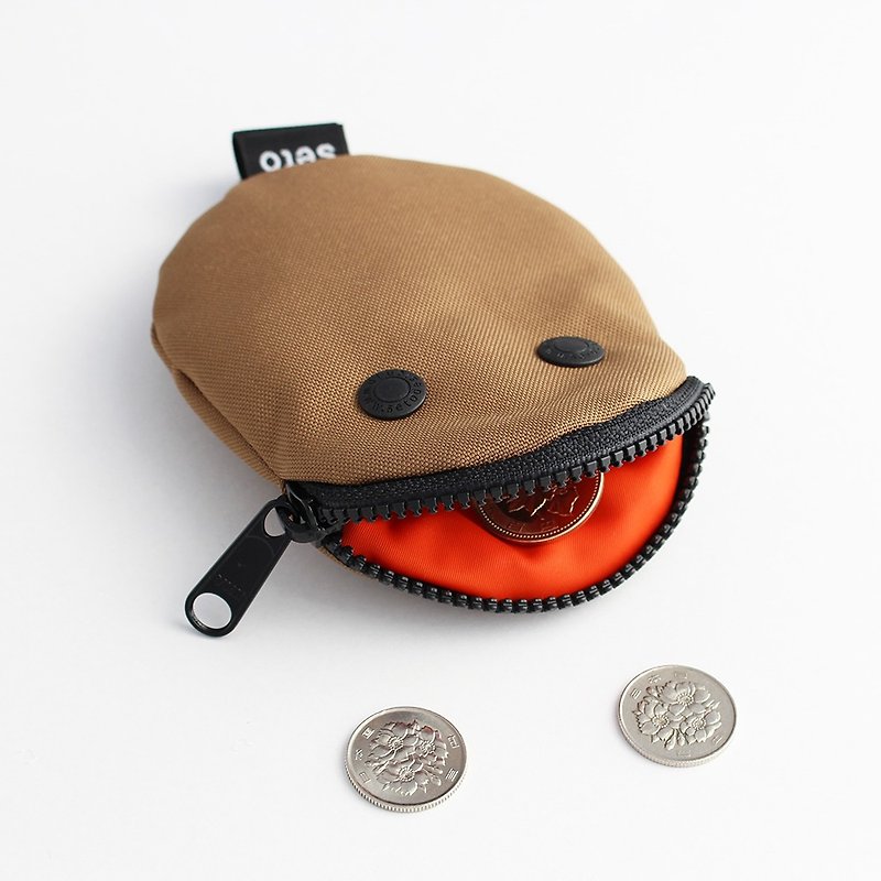 The creature card case　Coin case　Bean　Light brown - 小銭入れ - ポリエステル ブラウン