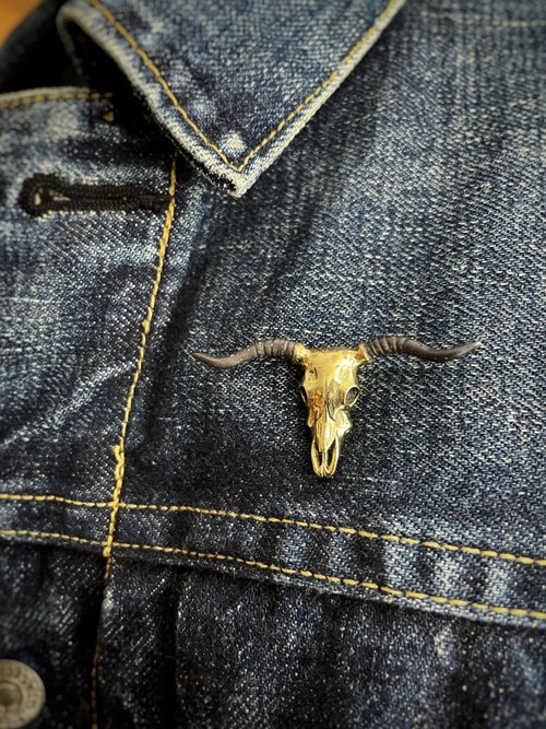 MAFIA JEWELRY Taurus Bull Skull Brooch in Brass.