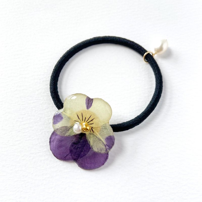 真花│三色堇淡水珍珠髪圈│【A Little Pansy】 - 髮夾/髮圈 - 植物．花 紫色