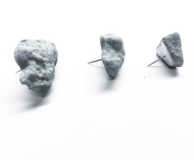 水泥小隕石圖釘/手工/一盒六顆/獨一無二 - 其他 - 水泥 灰色