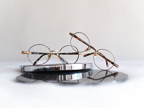 河水山 河水山 - 福島菱型渲花週末派對 金絲雕花鏡橢圓框眼鏡 / glasses