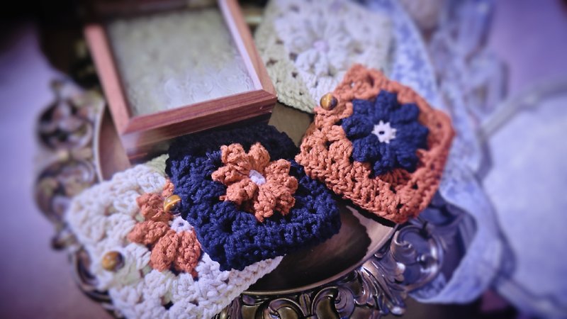 Handmade crystal retro crochet bag | New gift invitation to the healing of crystal | Gift for orders over 880 - กระเป๋าเครื่องสำอาง - คริสตัล 